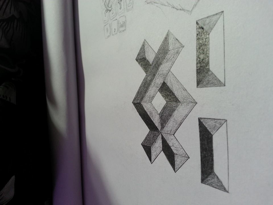 Skizzenentwurf auf Papier des heutigen Logos